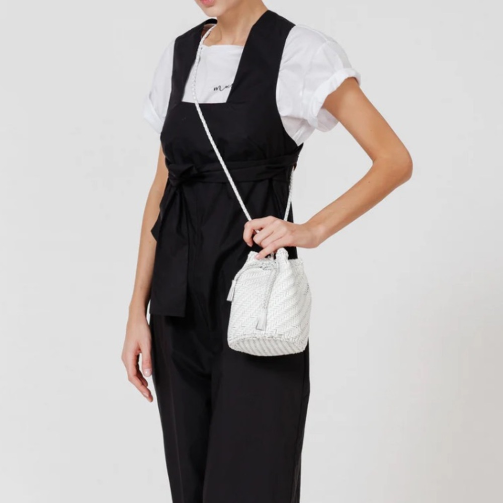 Dragon Diffusion pompom White Woven Crossbody Bag - Picture 2 of 6